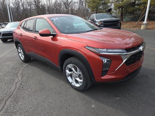 2024 Chevrolet Trax LS