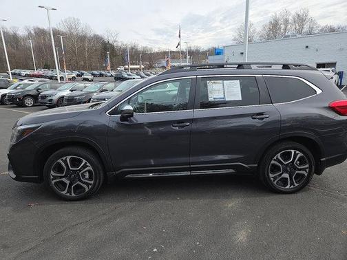 2023 Subaru Ascent Limited 8-Passenger