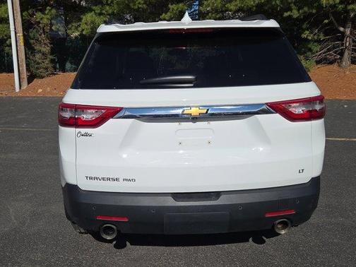 2021 Chevrolet Traverse LT Cloth