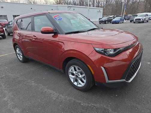 2023 Kia Soul LX