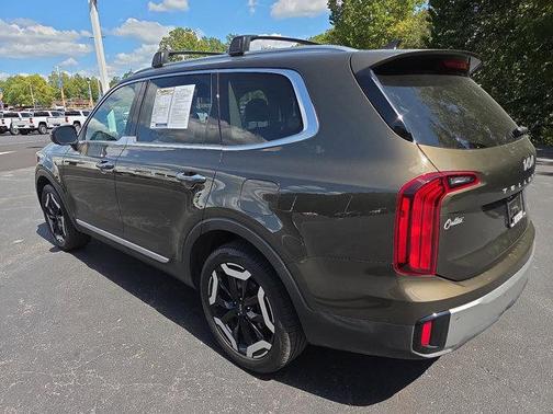 2023 Kia Telluride S