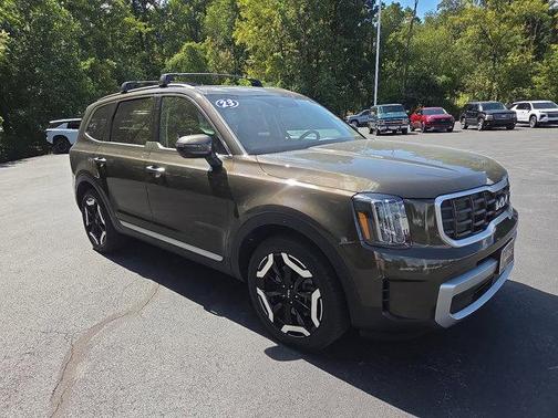 2023 Kia Telluride S