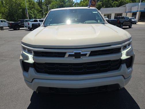 White Sand 2026 Chevrolet Silverado 1500 RST