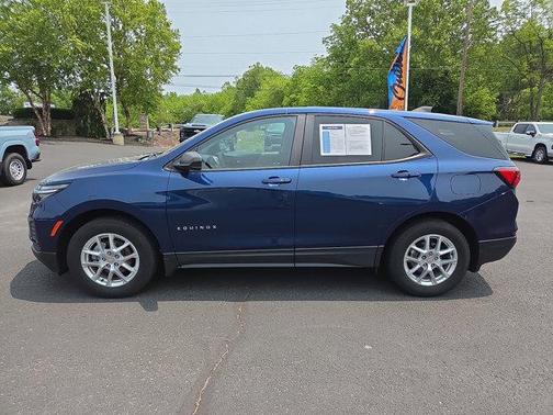 2022 Chevrolet Equinox LS