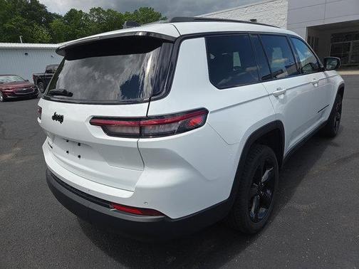 2021 Jeep Grand Cherokee L Laredo