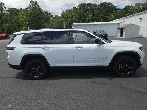 2021 Jeep Grand Cherokee L Laredo