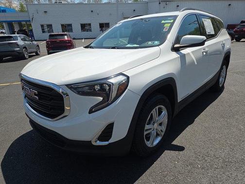 Summit White 2020 GMC Terrain SLE