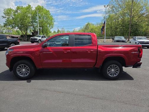 2023 Chevrolet Colorado LT