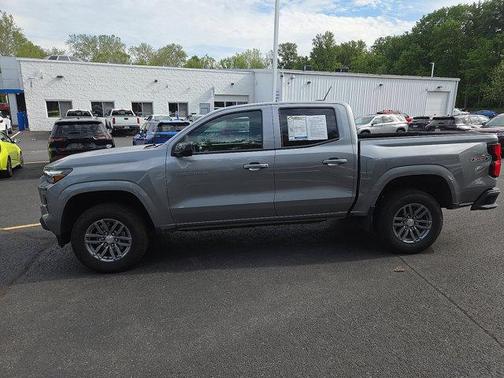 Sterling Gray Metallic 2026 Chevrolet Colorado LT