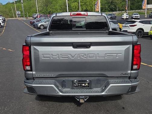 Sterling Gray Metallic 2026 Chevrolet Colorado LT