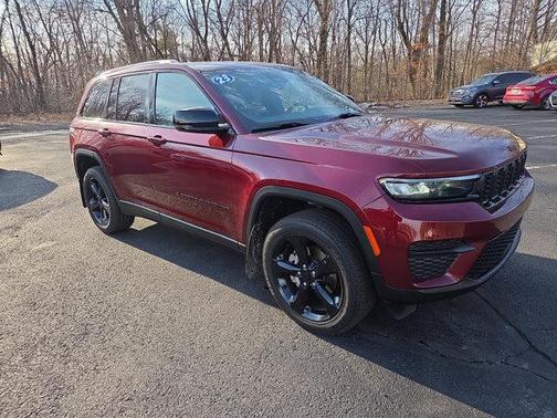 2023 Jeep Grand Cherokee Altitude
