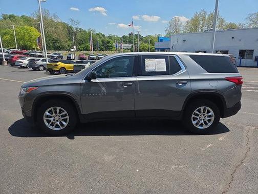 Satin Steel Metallic 2021 Chevrolet Traverse LS