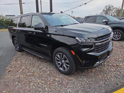 2021 Chevrolet Suburban LT