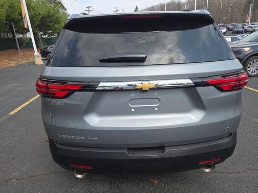 Sterling Gray Metallic 2023 Chevrolet Traverse LT Cloth