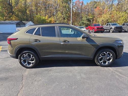 2024 Chevrolet Trax LT