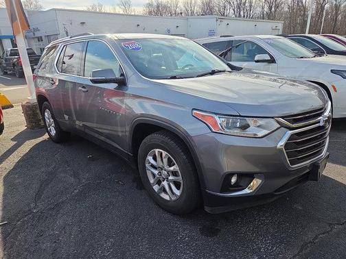 2018 Chevrolet Traverse LT Cloth