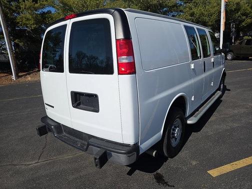 2024 Chevrolet Express 2500 Work Van