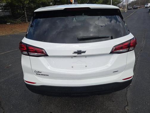 2024 Chevrolet Equinox LS