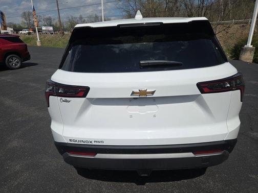 Summit White 2026 Chevrolet Equinox LT