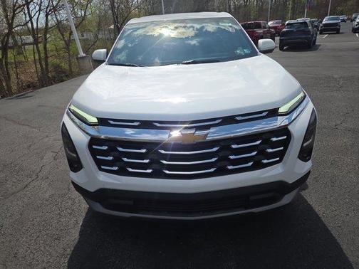 Summit White 2026 Chevrolet Equinox LT