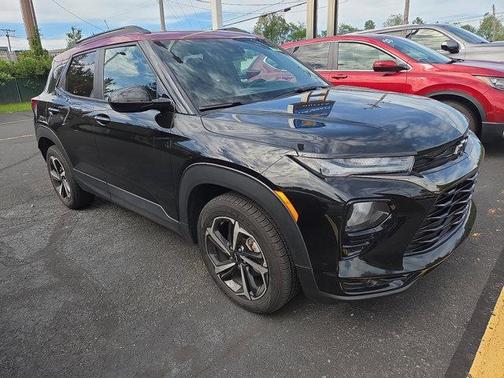 Mosaic Black Metallic 2023 Chevrolet Trailblazer RS