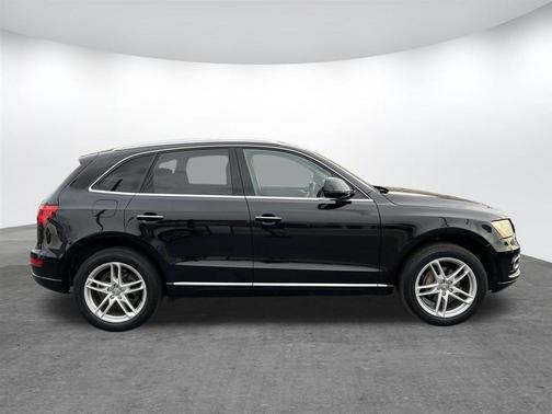 2016 Audi Q5 2.0T Premium Plus