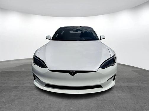 2022 Tesla Model S Base