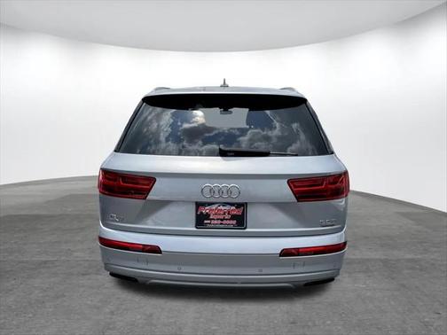 2018 Audi Q7 3.0T Premium Plus