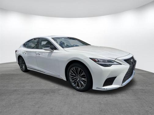 Eminent White Pearl 2022 Lexus LS 500 Base