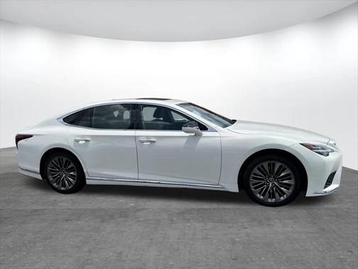 2022 Lexus LS 500 Base