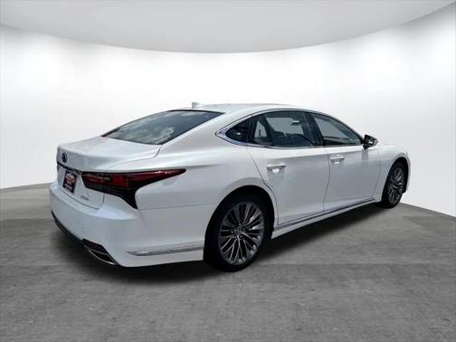 2022 Lexus LS 500 Base
