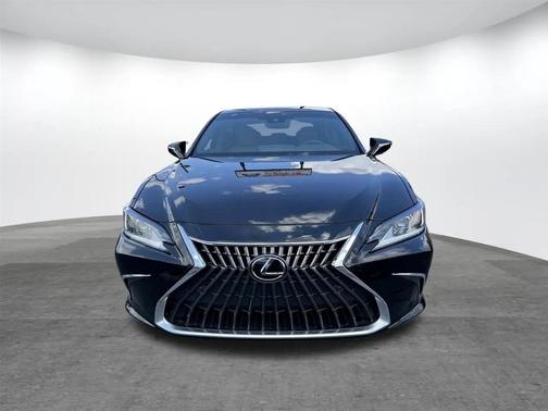 2023 Lexus ES 350 Base