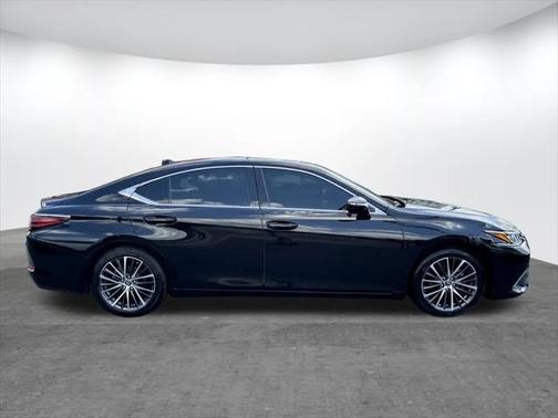 2023 Lexus ES 350 Base
