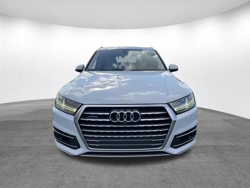 2017 Audi Q7 3.0T Premium