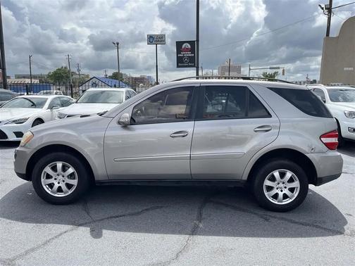 Tan 2007 Mercedes-Benz M-Class 4MATIC
