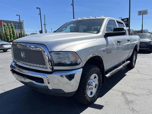 Bright Silver Metallic Clearcoat 2016 RAM 2500 Tradesman