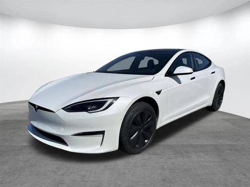2022 Tesla Model S Base