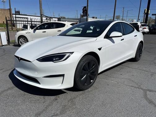2022 Tesla Model S Base