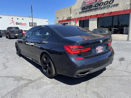 Carbon Black Metallic 2019 BMW 740 740I
