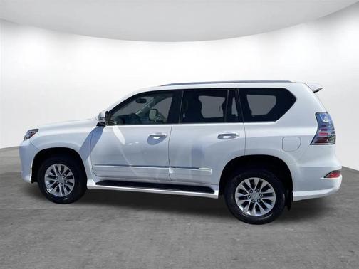 Starfire Pearl 2016 Lexus GX 460 Base
