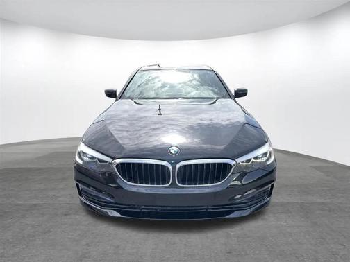 Black Sapphire Metallic 2017 BMW 530 xDrive