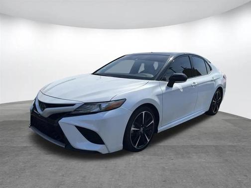 White 2019 Toyota Camry XSE