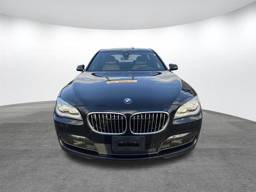 2015 BMW 750 Li xDrive