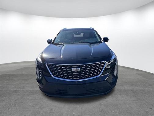 2022 Cadillac XT4 Luxury