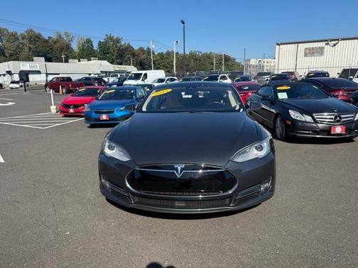 2015 Tesla Model S 85D