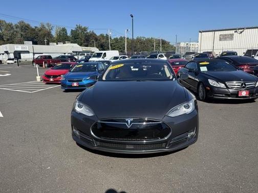 2015 Tesla Model S 85D