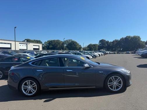 2015 Tesla Model S 85D