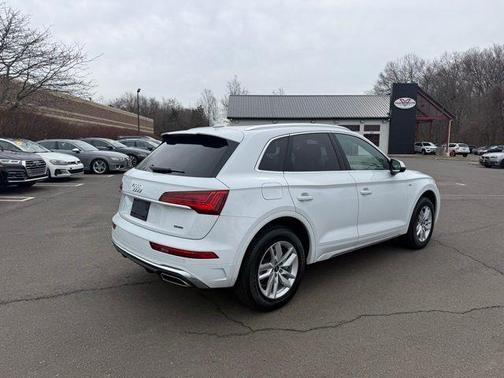 2023 Audi Q5 45 S line quattro Premium