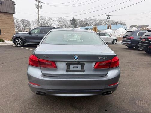 2019 BMW 540 i xDrive