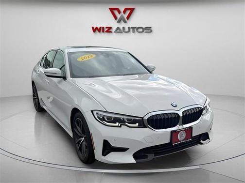 2019 BMW 330 i xDrive
